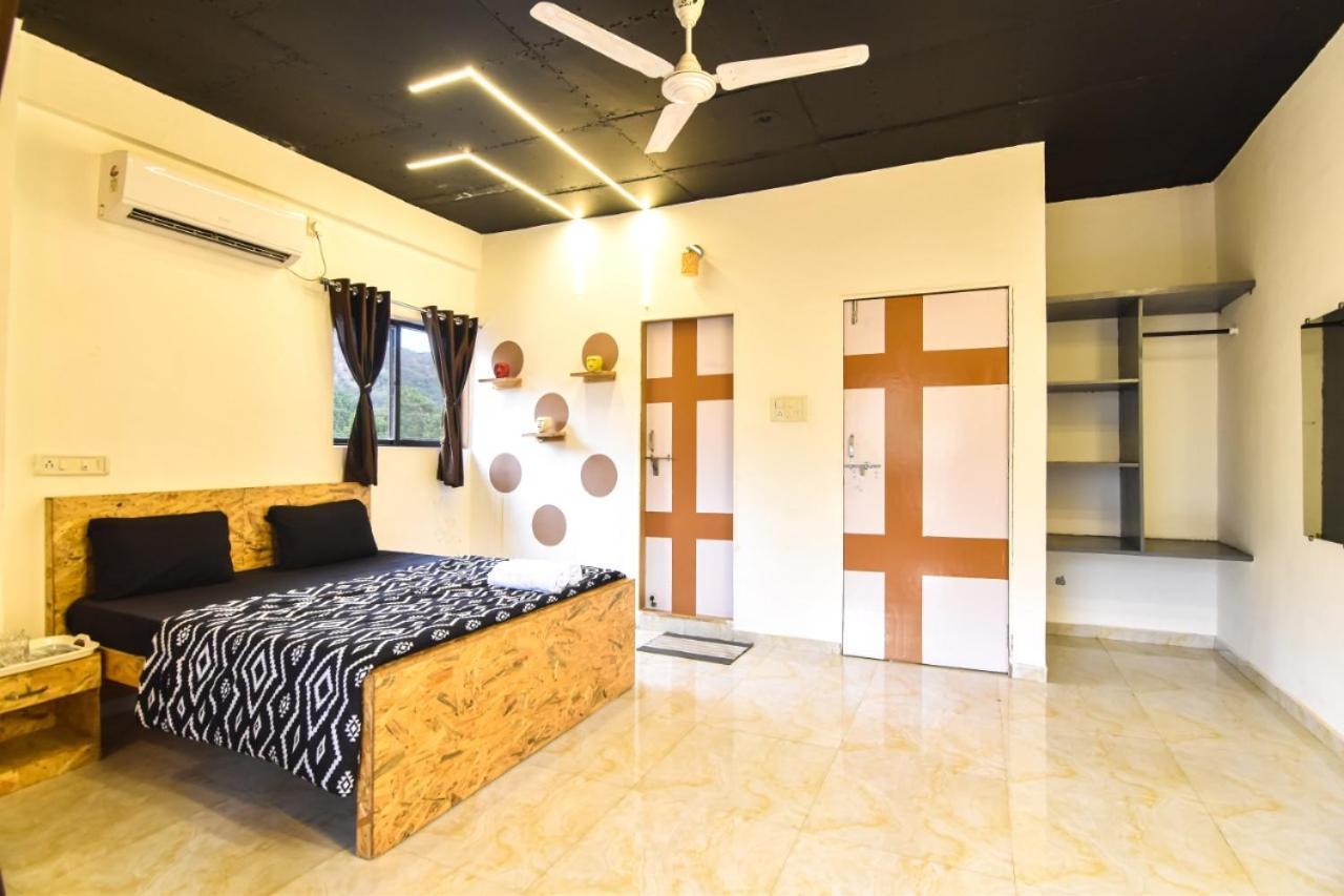 Empyrean Stay Ll 3Bhk Ll Jaguar Villa Ll Ac Ll Pvt Pool Ll Luxury 로나발라 외부 사진